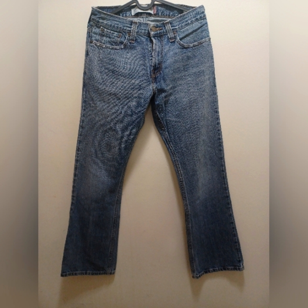 Levis Low Boot Cut